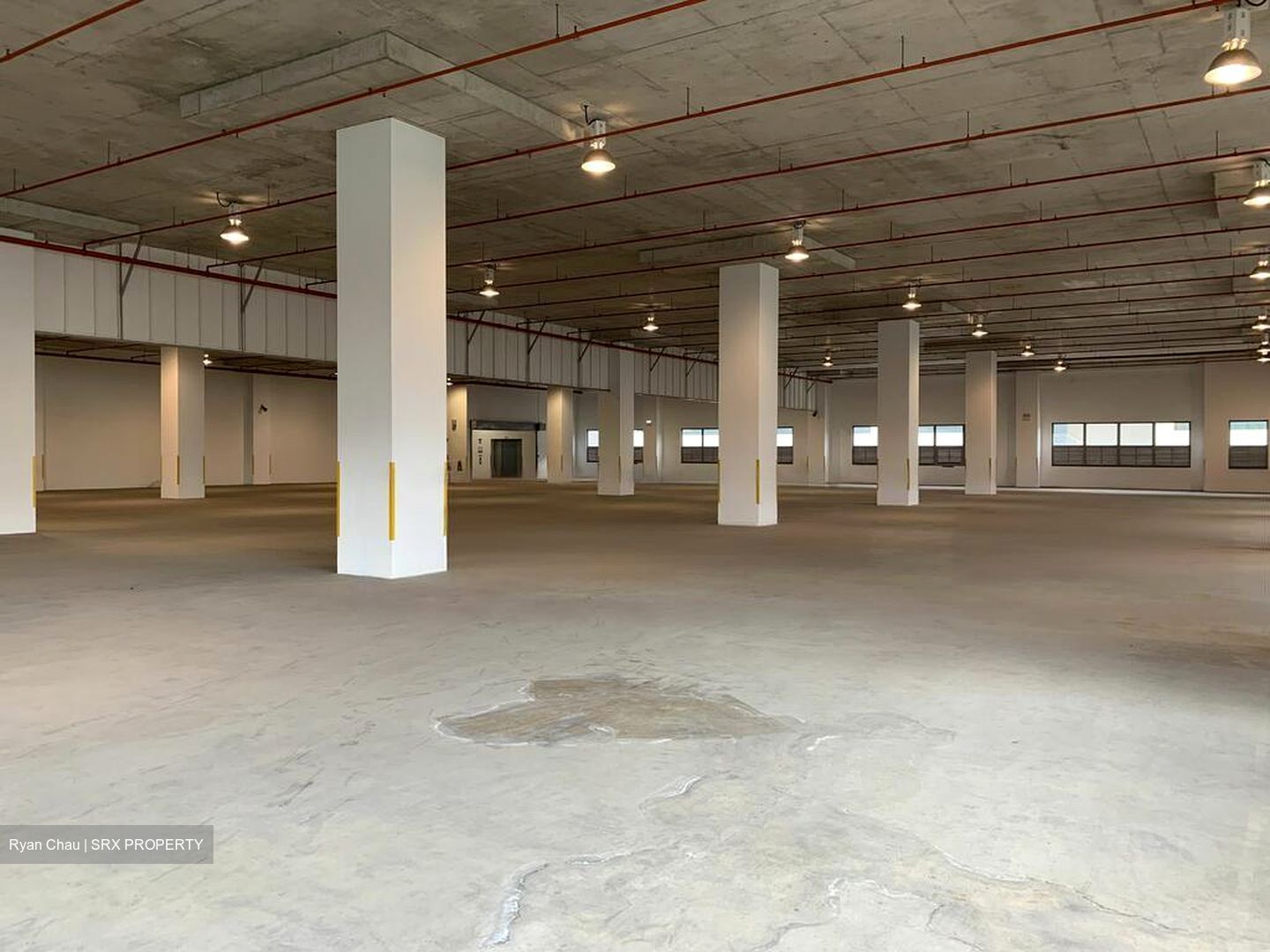 Tanjong Penjuru (D22), Warehouse #457740771